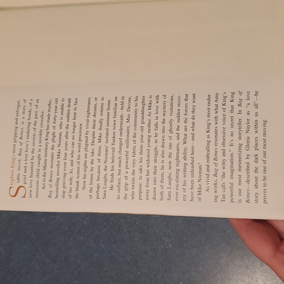 Stephen King novel- Bag of Bones - Picture 2 of 4